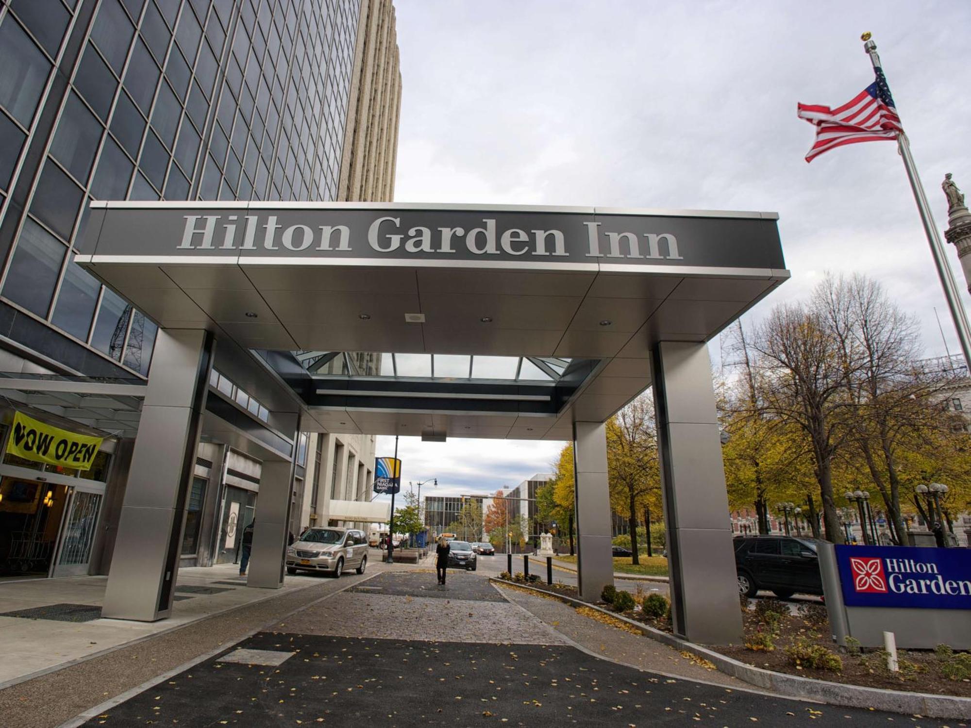 The Hilton Garden Inn Buffalo-Downtown Exterior foto